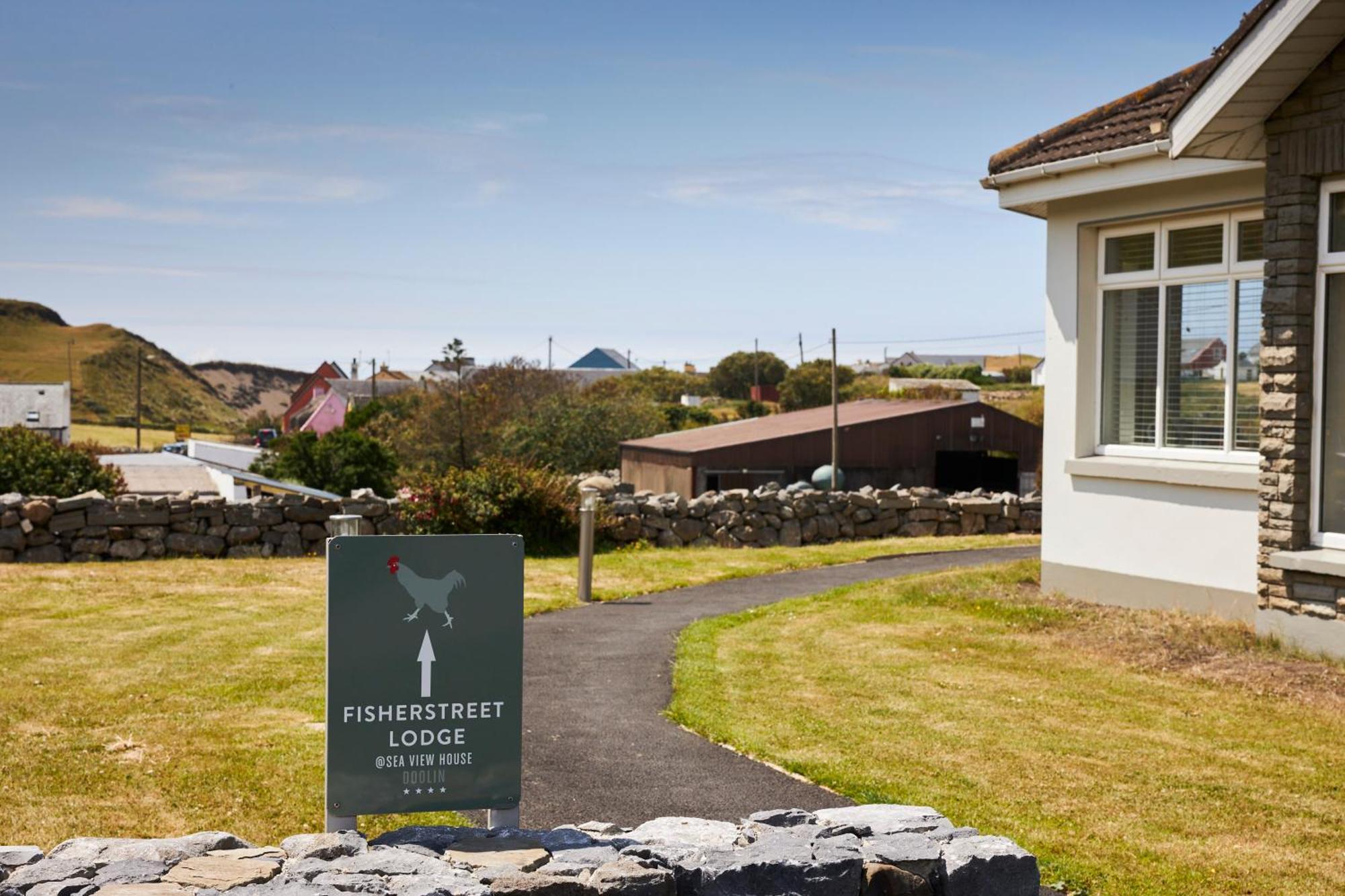 Luxury Lodges In Doolin Village With Hot Tubs Szoba fotó